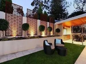 建筑中耐候钢板有哪些优势？