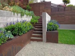 如何解决焊接耐候板的质量问题？