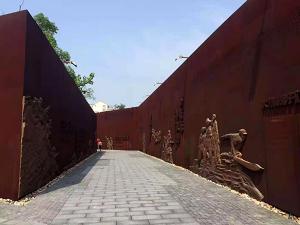 耐候钢和不锈钢哪个贵？