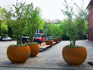 耐候钢雕塑和不锈钢雕塑有什么区别？